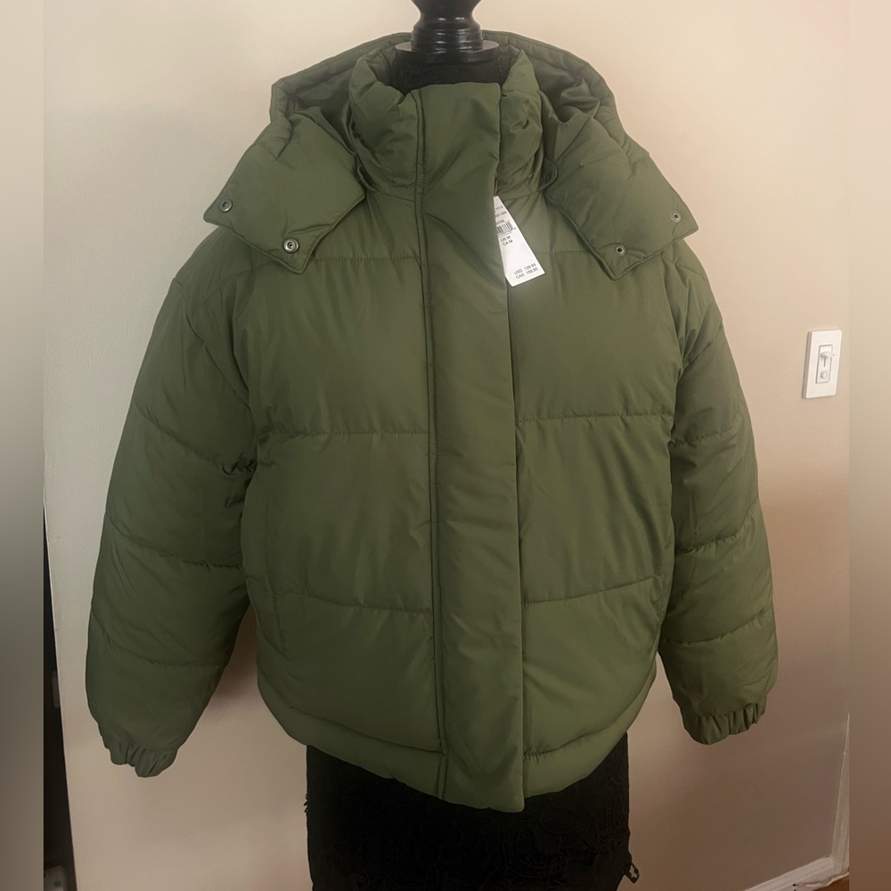NWT American Eagle Puffer Jacket